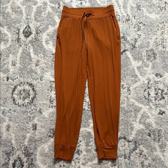 Lululemon Ready to Rulu High-Rise Jogger in Butternut Brown - Picture 1 of 13